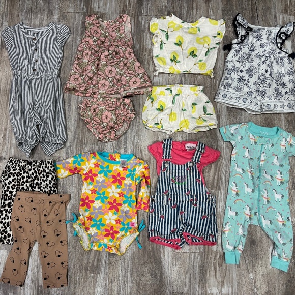 BABY GIRL 3-6 MONTHS BUNDLE - Picture 1 of 2